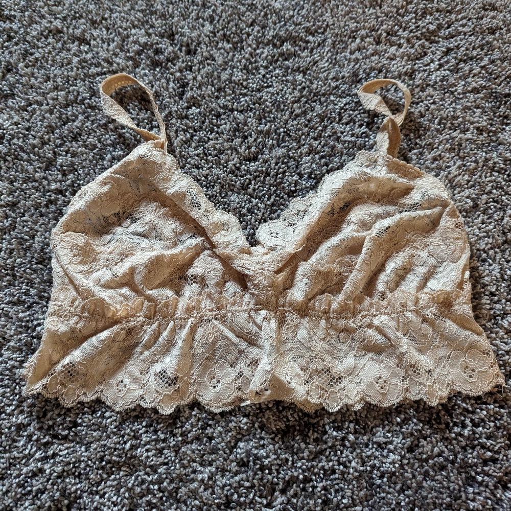 Flawless lace bralette size Medium